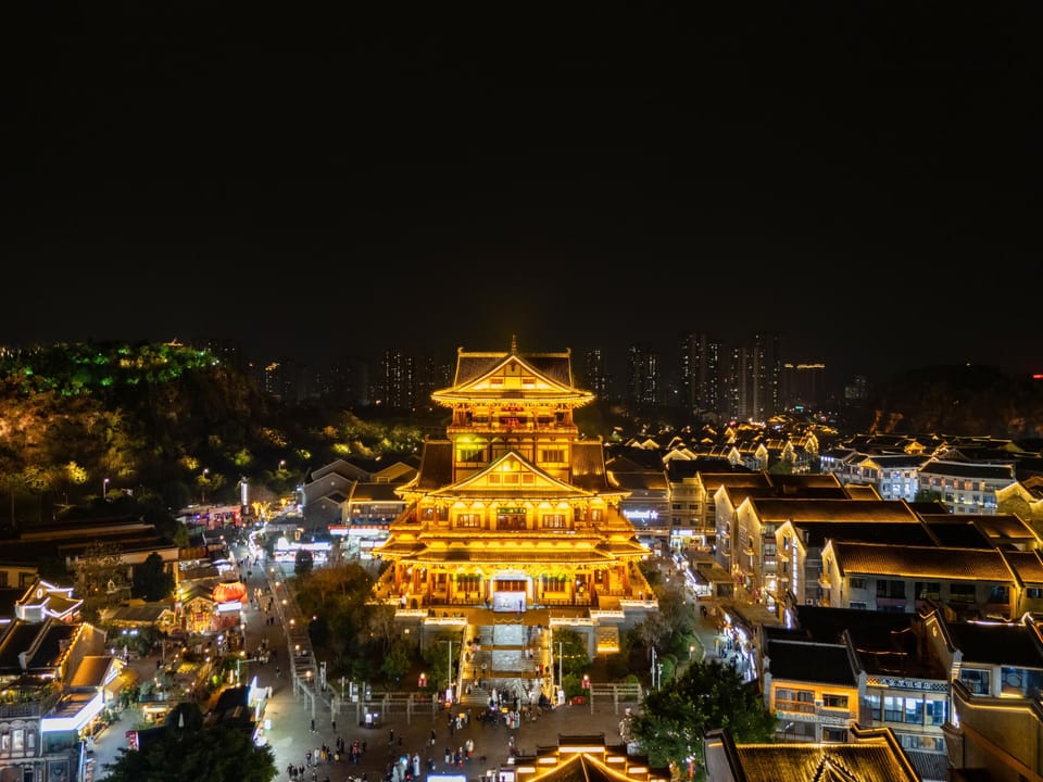 美豪丽致酒店(柳州窑埠古镇阳光100城市广场店) Hotel in China