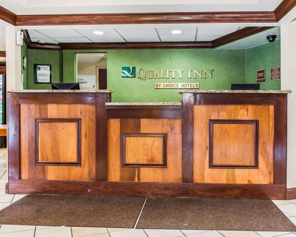 Quality Inn South Hotel in Perry Township