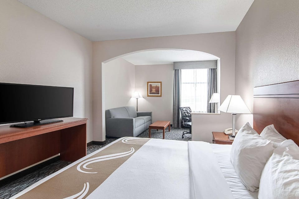 Suite room