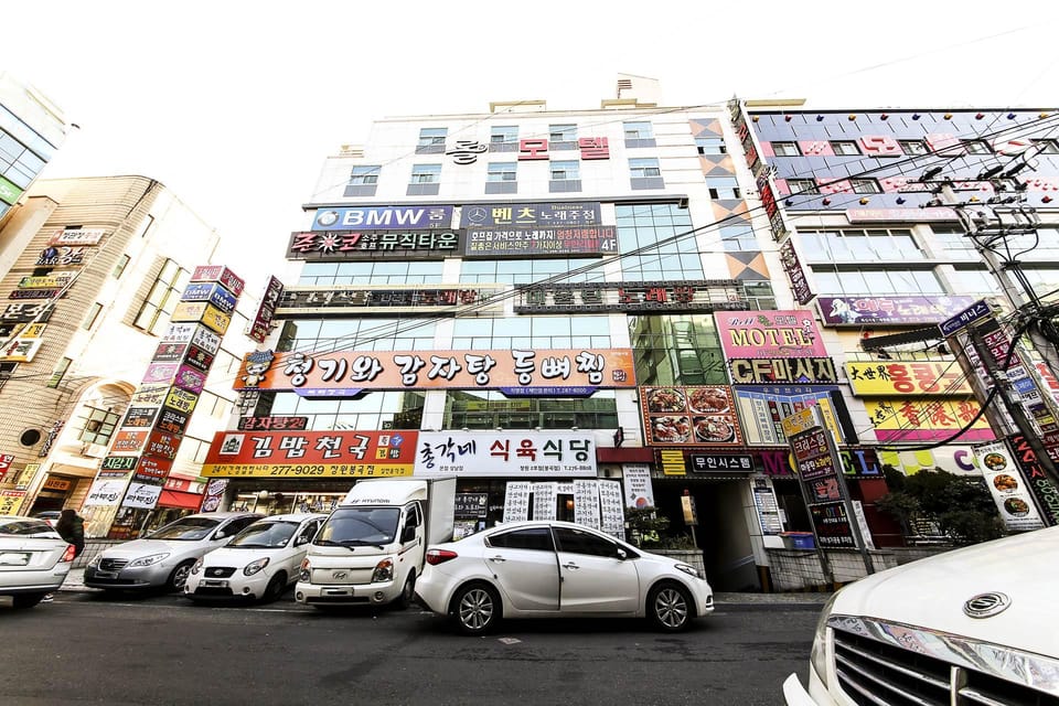 Bonggok Roll Motel in South Korea