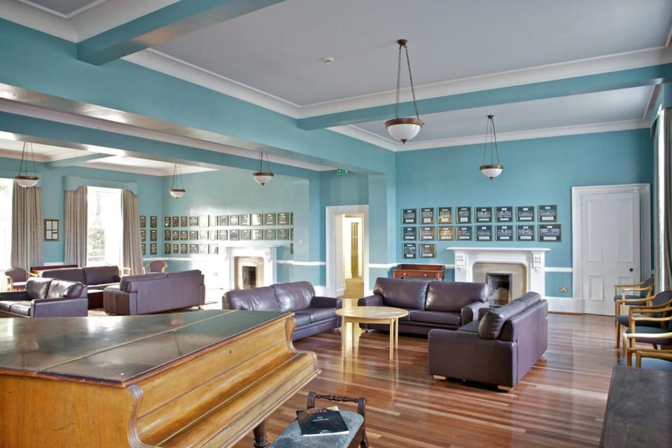 McIntosh Hall - Campus Accommodation Hotel in Saint Andrews