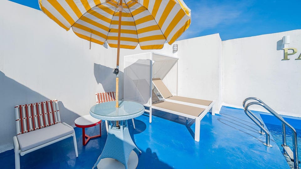 Pohang Point Ocean Pool Villa Hotel in South Korea