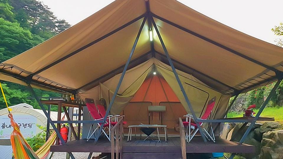 Tongyoung heuknaeum glamping Hotel in South Korea