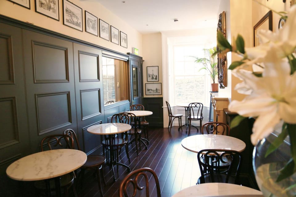Number 8 The Townhouse Hotel in Londonderry