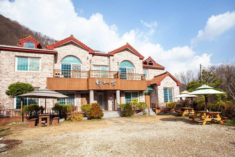 byeolheneunbam Pension Hotel in South Korea