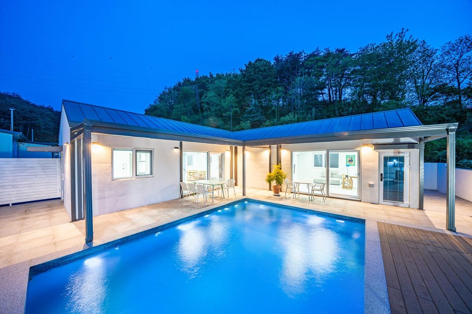 Yangyang Pine Tree Private Pension Hotel in South Korea