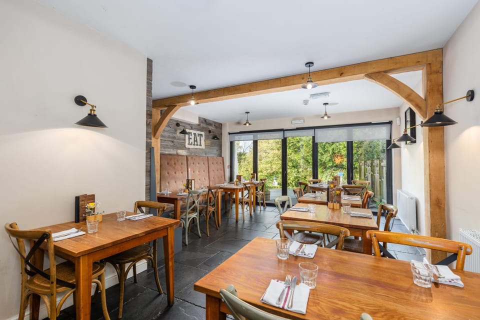 The Hare and Hounds, Levens Inn in England
