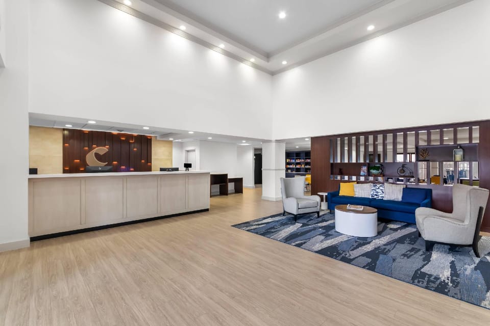 Comfort Suites Austin Airport Hotel in Montopolis