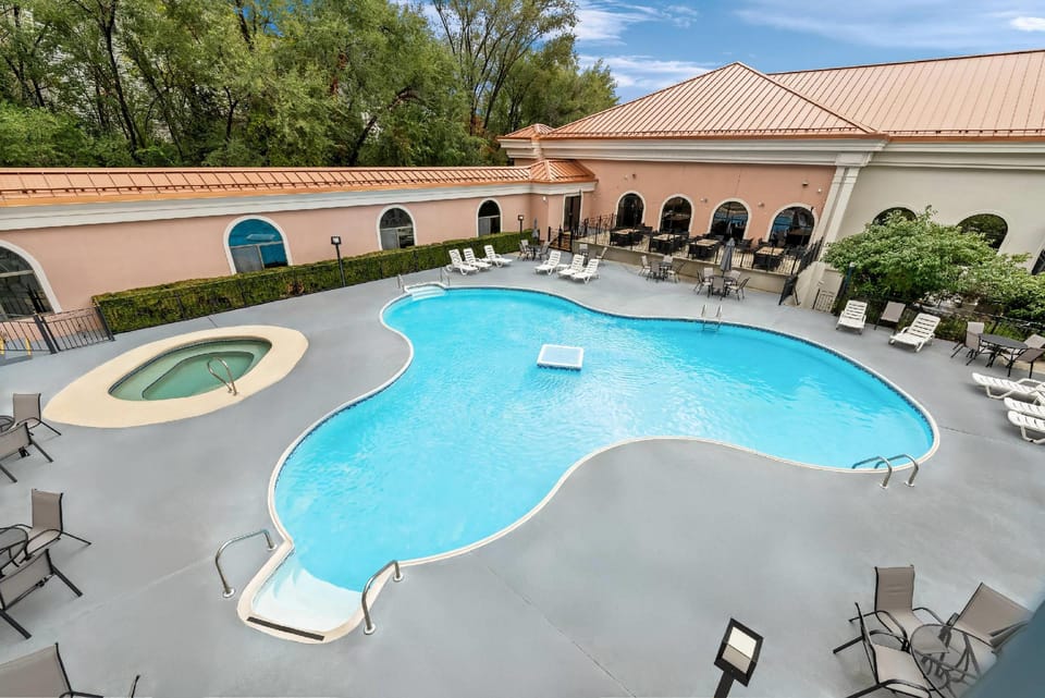 Clarion Inn Branson Hotel in Branson