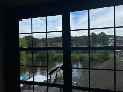 Bassa Villa Inn in England