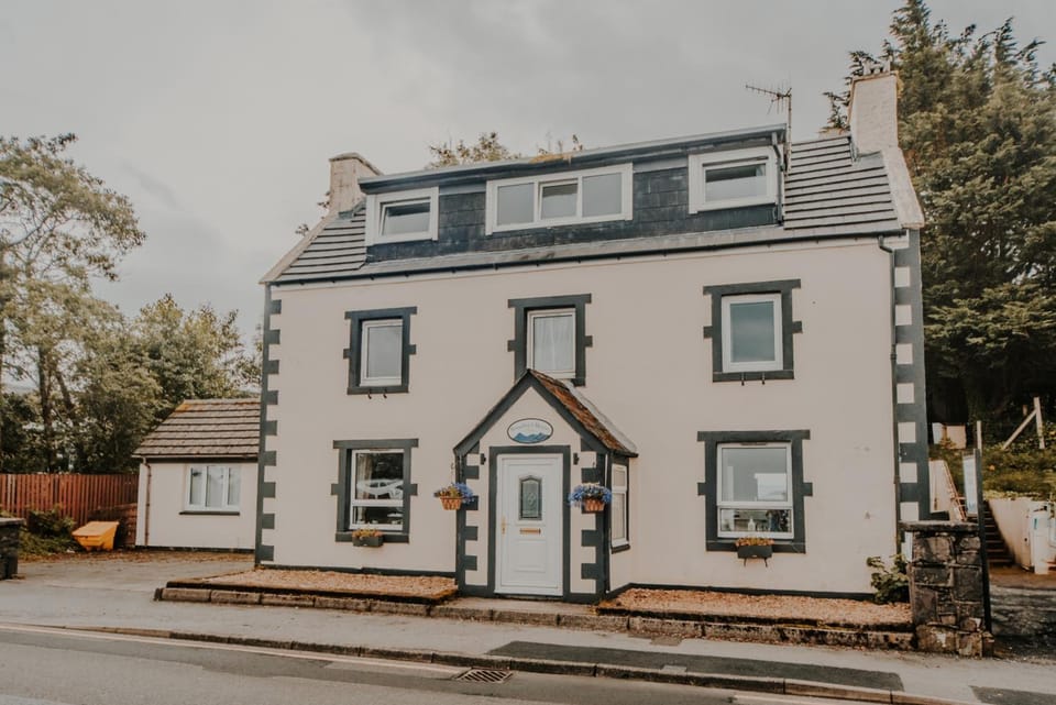 Broadford House Skye Hotel in Scotland