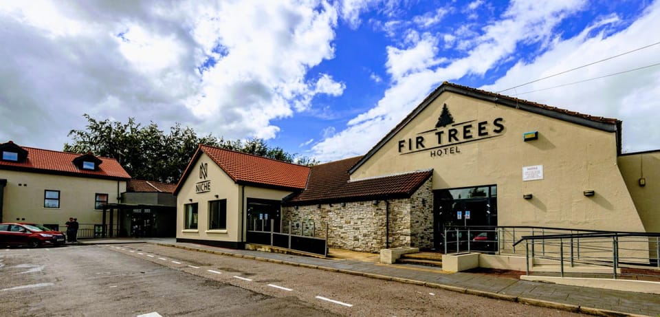 Fir Trees Hotel Hotel in County Donegal