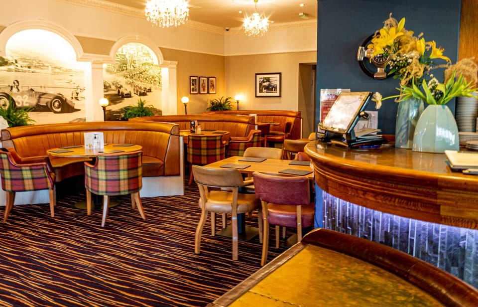 Gwesty Gadlys Hotel Hotel in Llanbadrig
