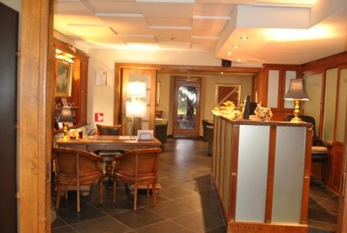 La Roseraie. Gaume-Ardenne-lacuisine sur Semois. Hotel in Wallonia, Belgium