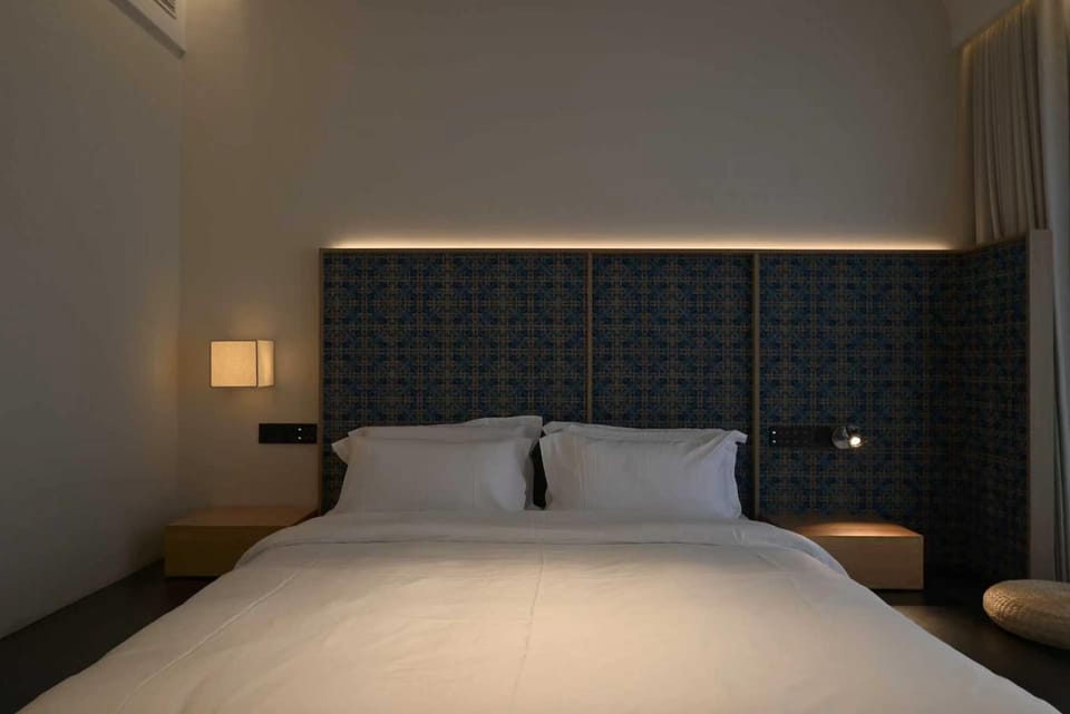 Amenity (Guest room)