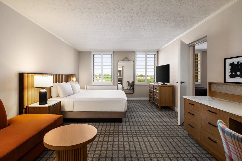 Suite room