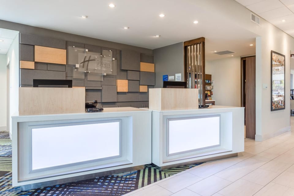 Holiday Inn Express And Suites Florence - Cincinnati Airport By IHG Hotel in Florence
