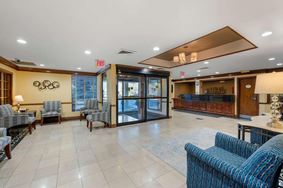 Best Western Louisville East Inn & Suites Hotel in Jeffersontown