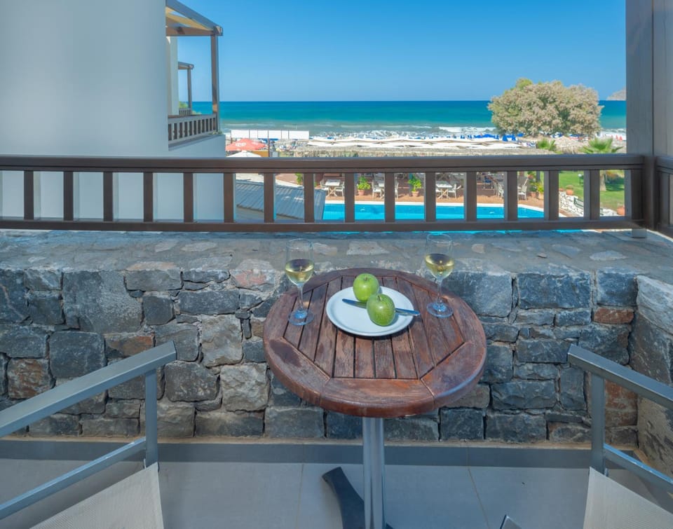 Erato Beach Hotel Adults Only by Smile Hotels Hotel in Platanias