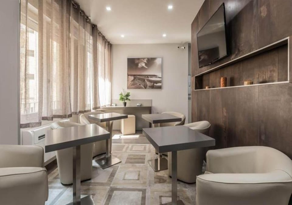 Astoria Deluxe rooms Hotel in Bologna