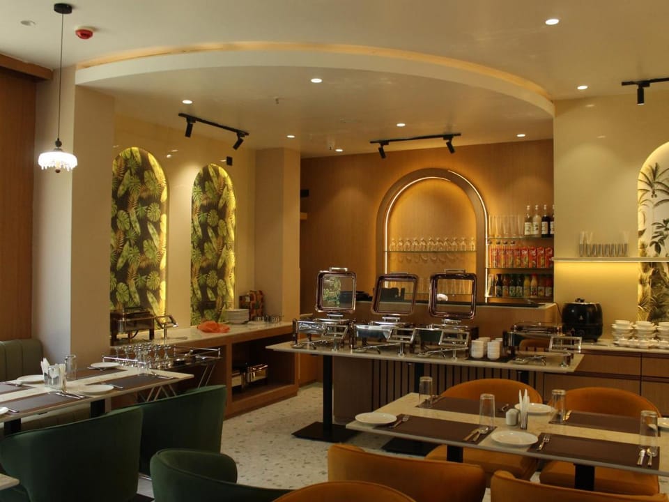 Hotel Rishikanya Grand Hotel in India