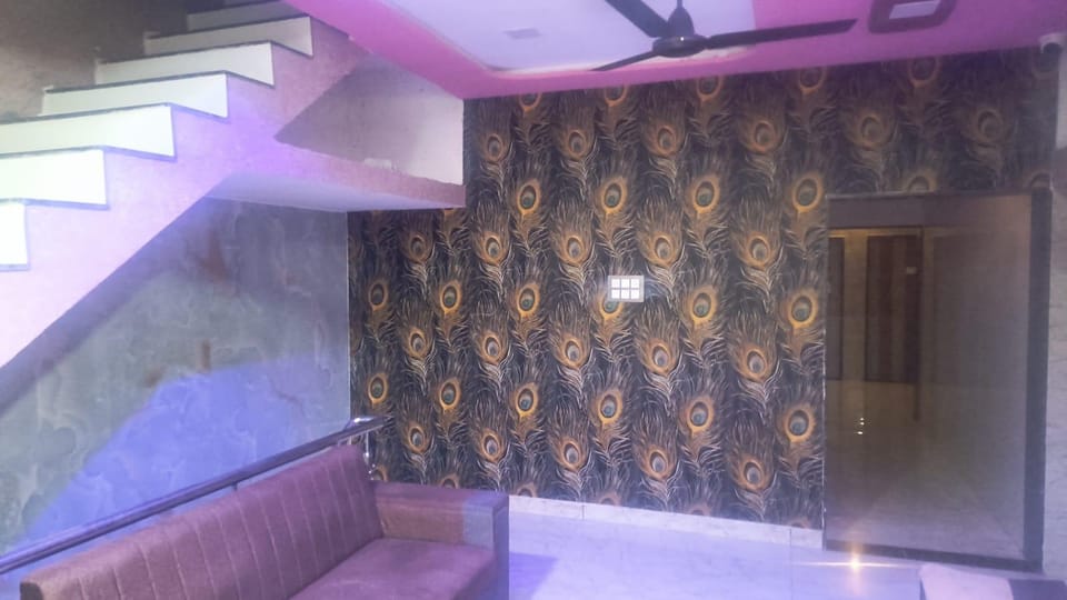 joshi chetankumar champaklal Hotel in Gujarat