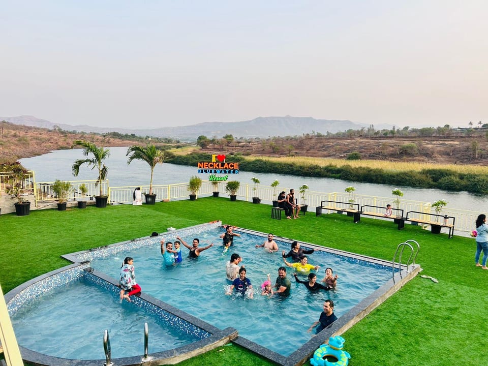 Necklace Bluewater, Bhor Resort in Maharashtra