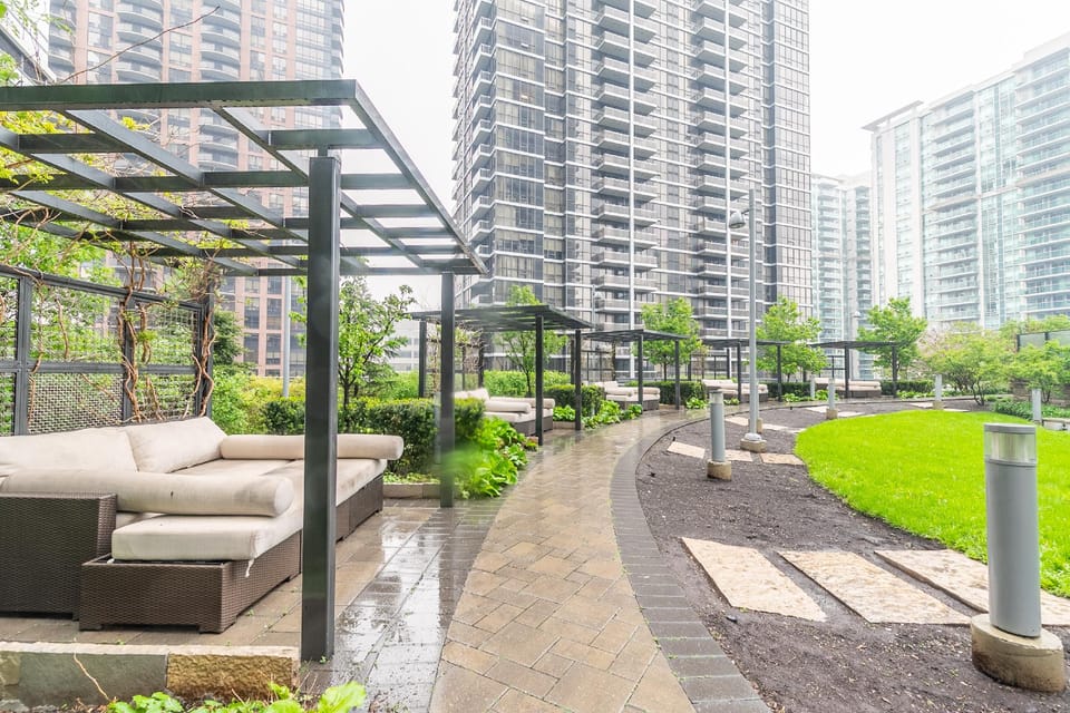 North York Anndale Suites Apartment hotel in Toronto