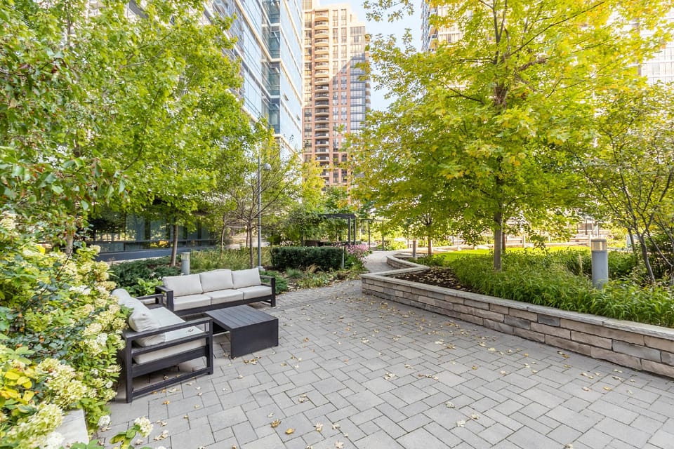 North York Anndale Suites Apartment hotel in Toronto
