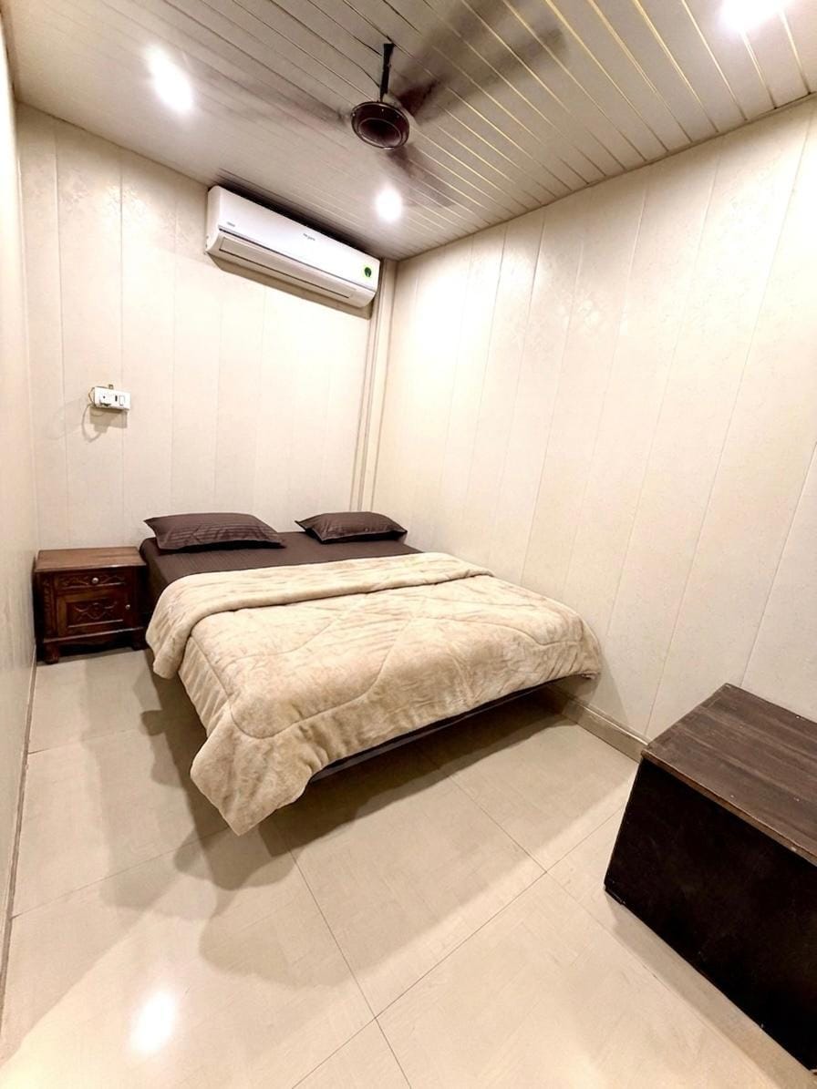 Hotel Vatika Inn Hotel in Lucknow