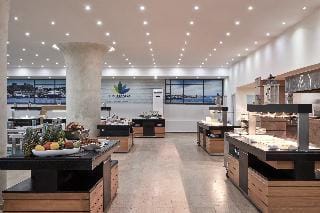 Blue Bay Beach Resort Hotel in Kremasti