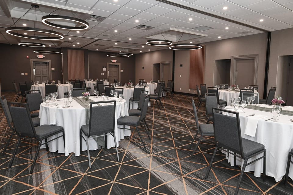 Holiday Inn Cleveland-Mayfield Hotel By IHG Hotel in Lake Erie