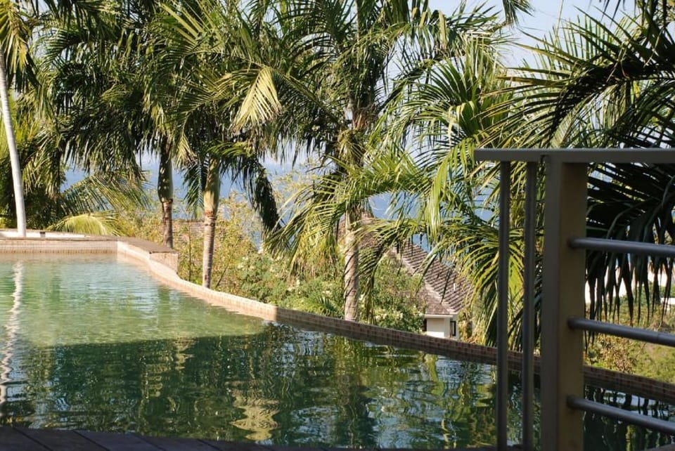 Nianna Luxurious Villa Hotel in St. James Parish