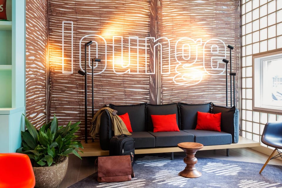 Bar/lounge