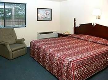 Executive Inn & Suites Hotel in San Marcos
