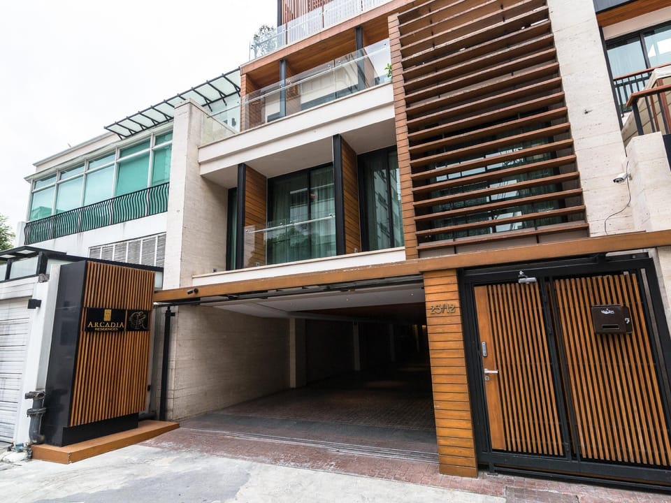Arcadia Residence Ploenchit Apartment hotel in Bangkok