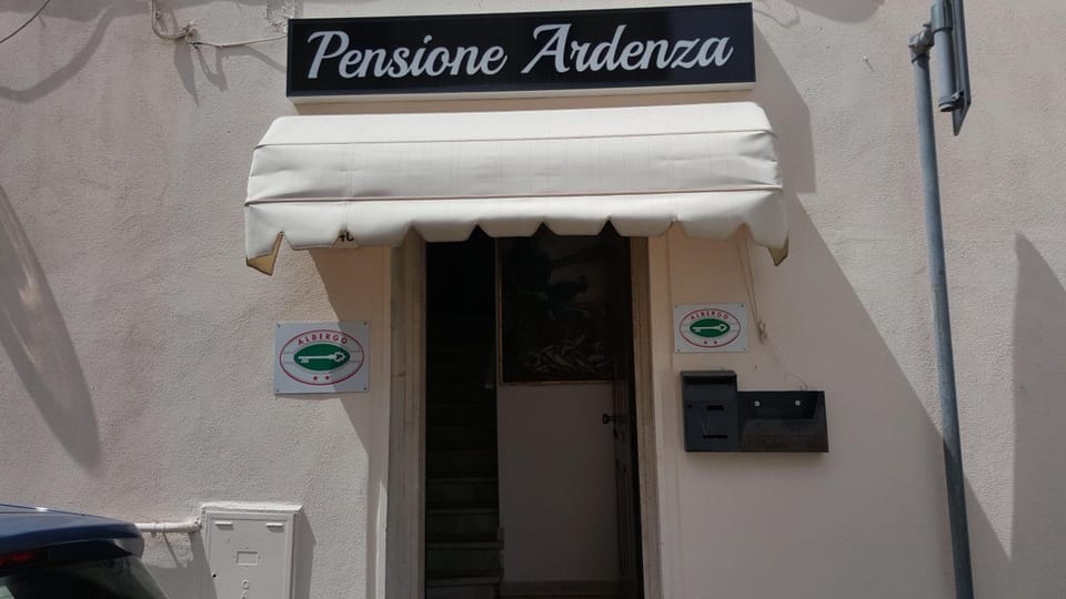 Albergo Pensione Ardenza SELF CHECK-IN Hotel in Livorno
