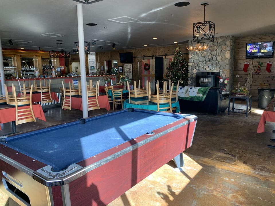 Aspen Cove Resort Hotel in Panguitch Lake