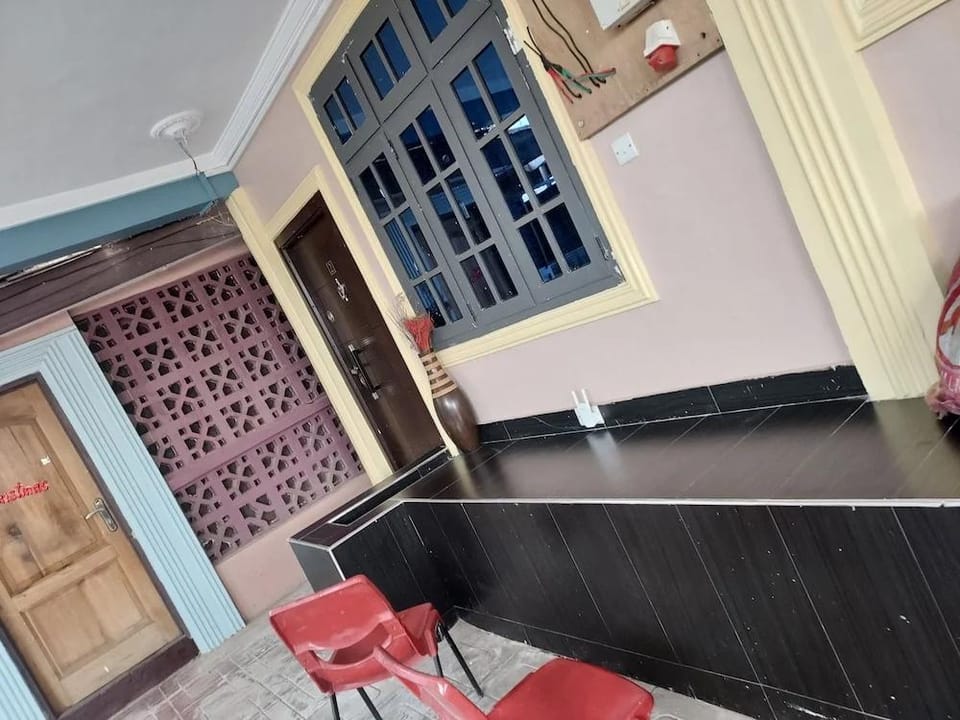 Phoenix Lodge Hotel in Accra