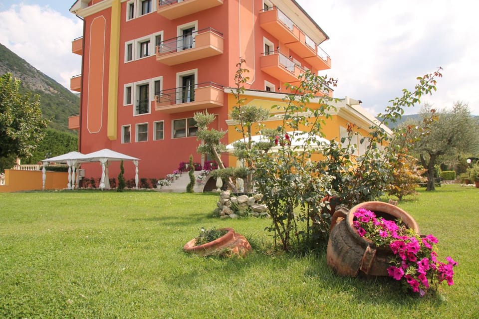 FILIPPONE HOTEL&RISTORANTE Hotel in Abruzzo