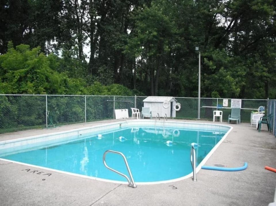 Bluewater Motel Hotel in Sarnia