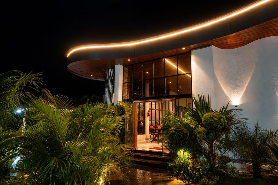 The Royal Reef Resort Hotel in India