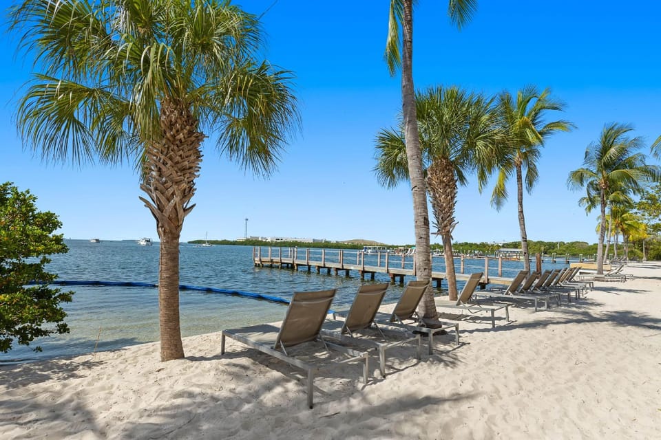 Two Bedroom Residence With Balcony Hotel in Stock Island