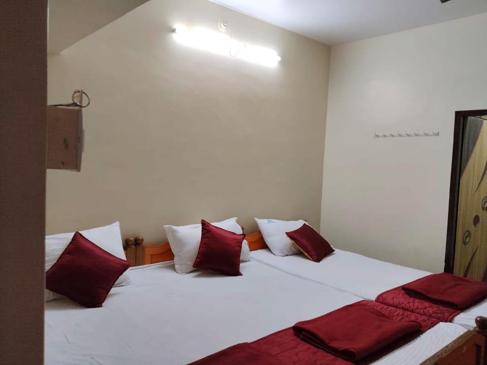 APPANNA REST HOUSE Hotel in Tirupati