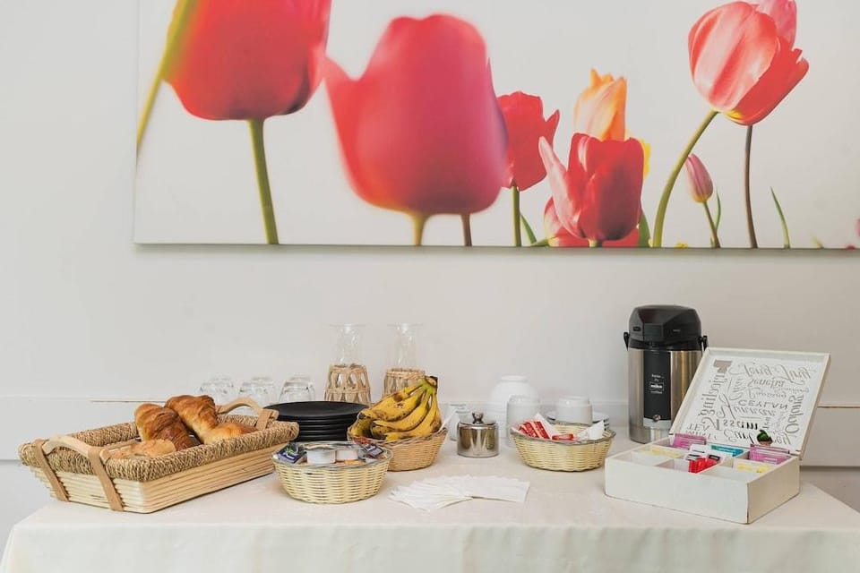 Quality Suites St-Berthevin Laval Hotel in Laval