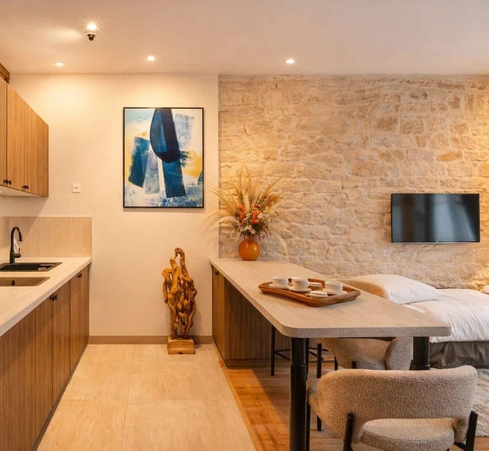 1528 Nazareth Hotel in Paris