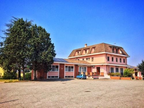 Locanda La Castellana Hotel in Lombardy