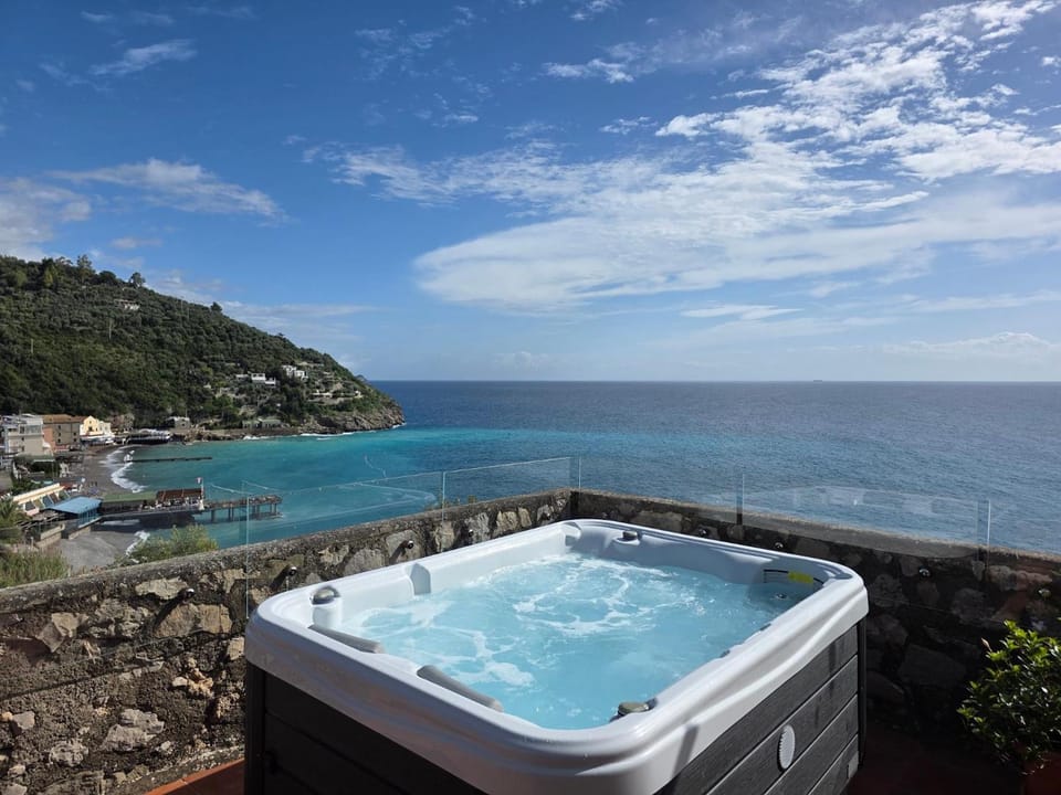 Marina del Cantone Chalet Apartment hotel in Campania
