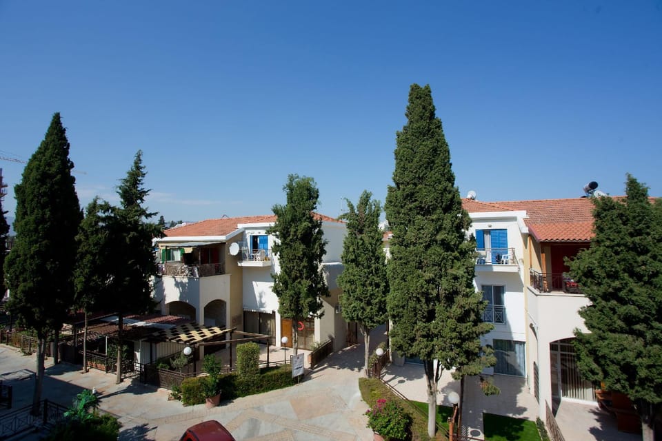 Galatex Beach Living Hotel in Germasogeia
