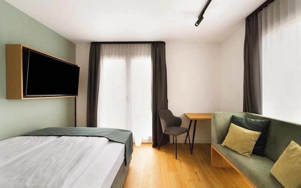 Limehome Munich Schwanthalerstr. Hotel in Munich
